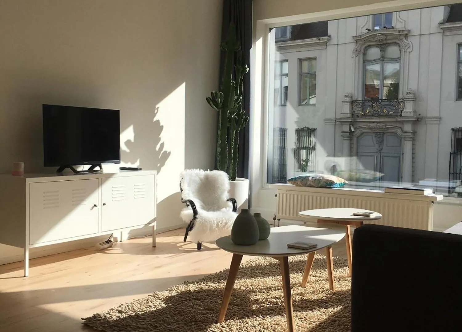 Pm87- Modern Stylish Home Antwerp Apartment